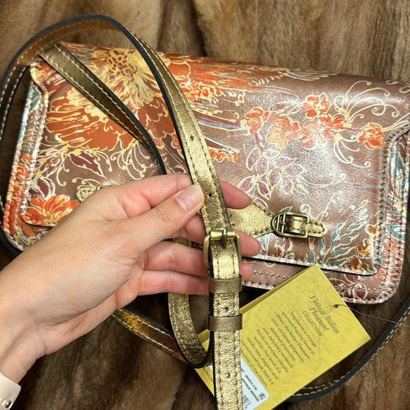 NWT Patricia Nash monta crossbody or clutch - Picture 4 of 8